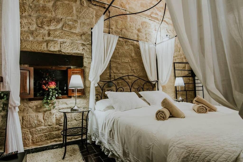 Durmiendo Como Reyes En La Rioja Cihuri Екстер'єр фото